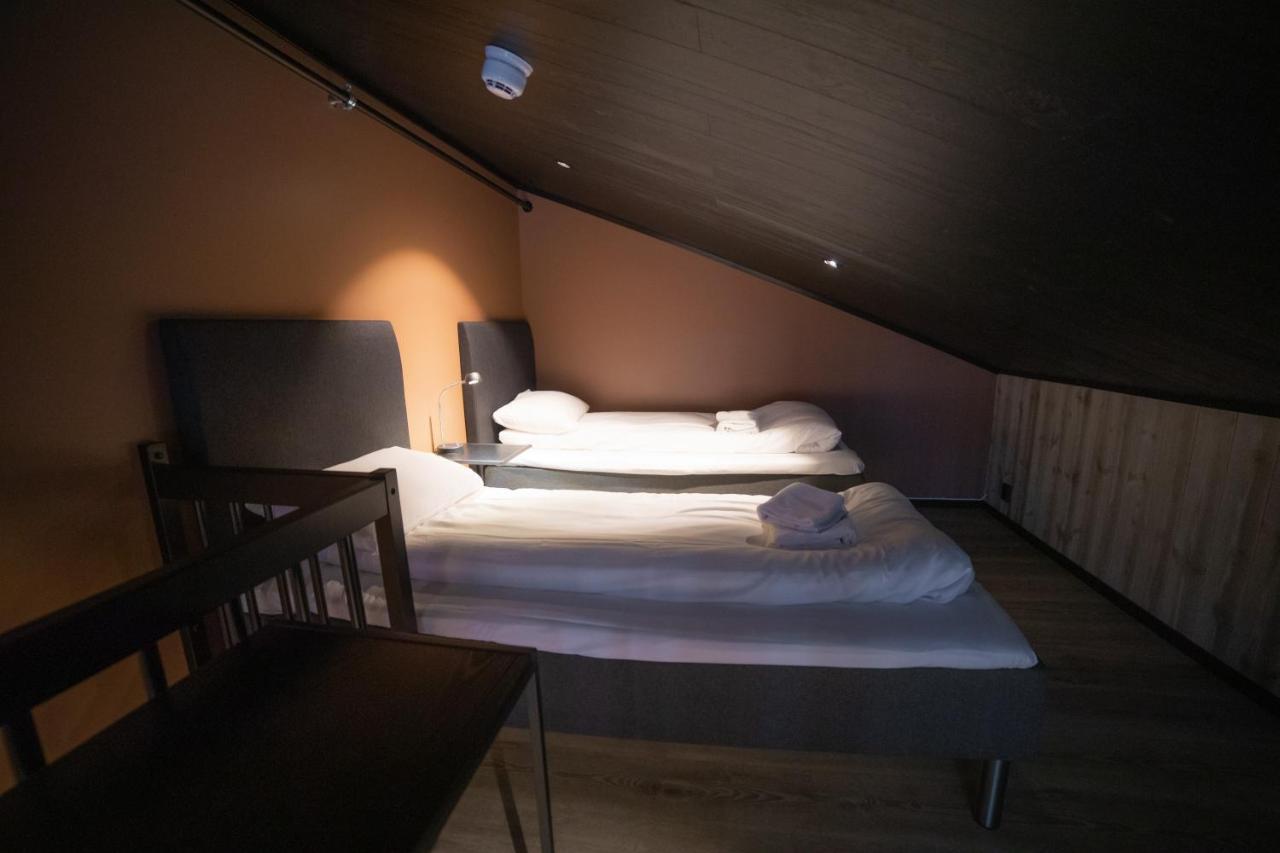 Arctic Sea Hotel